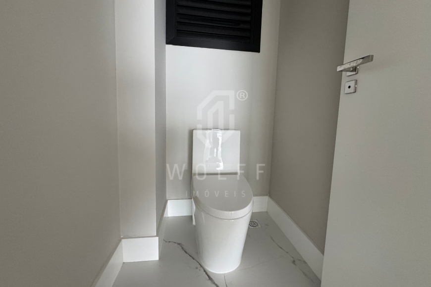 JD1748 - Apartamento com 03 Suítes na Quadra Mar
