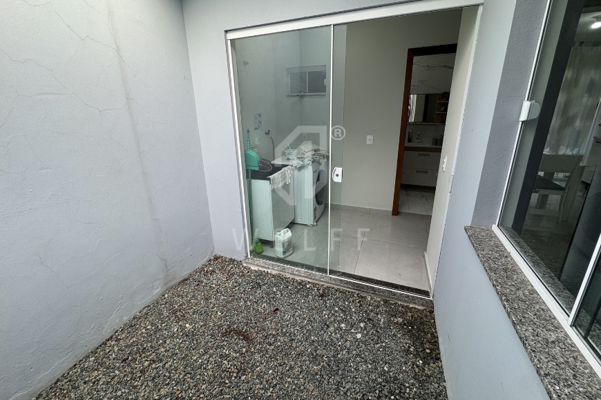 JD1753 - Casa Geminada Semi Mobiliada
