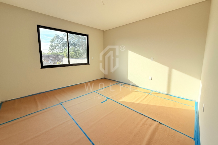 JD1757 - Sobrado com piscina e espaço gourmet em Itajuba