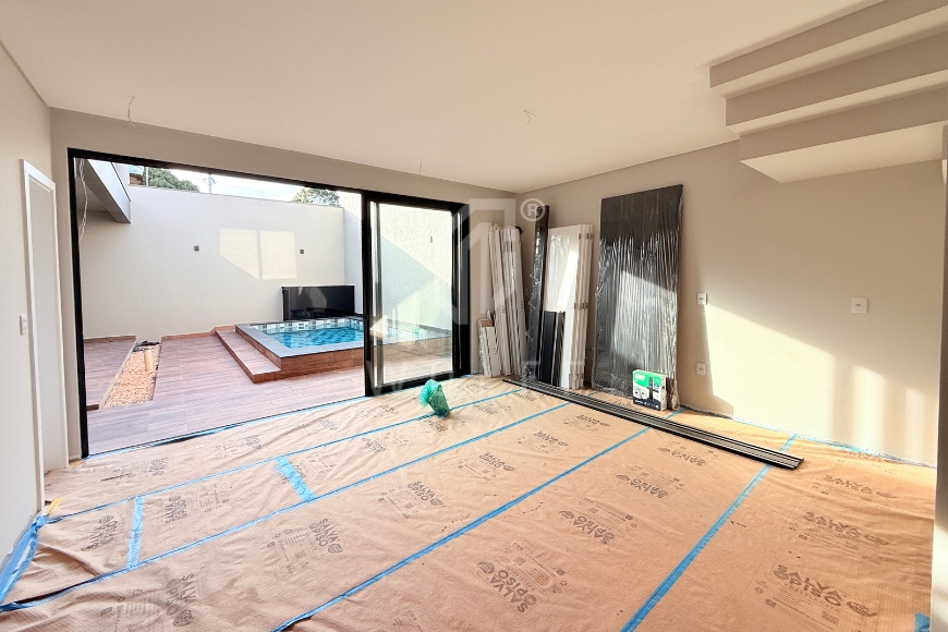 JD1757 - Sobrado com piscina e espaço gourmet em Itajuba
