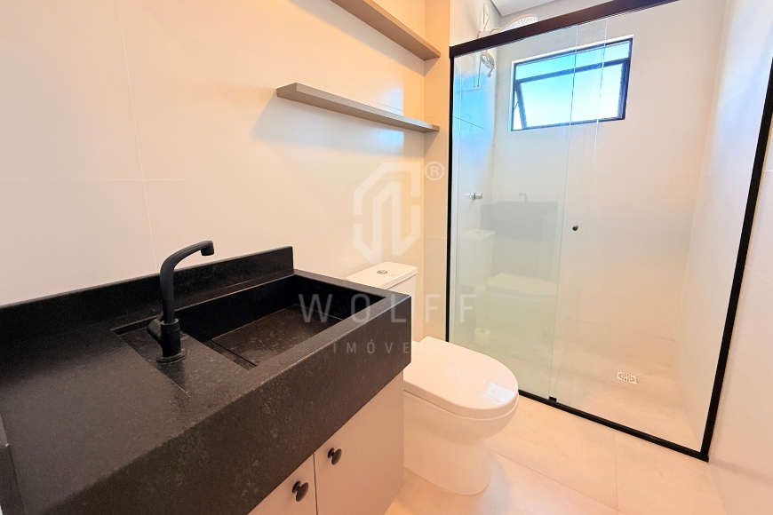 JD1758 - Apartamento Semi Mobiliado na Praia da Armação