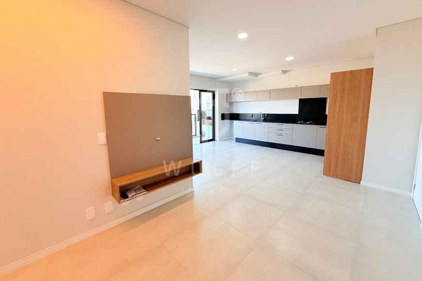 JD1758 - Apartamento Semi Mobiliado na Praia da Armação