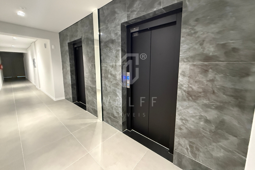 JD1758 - Apartamento Semi Mobiliado na Praia da Armação