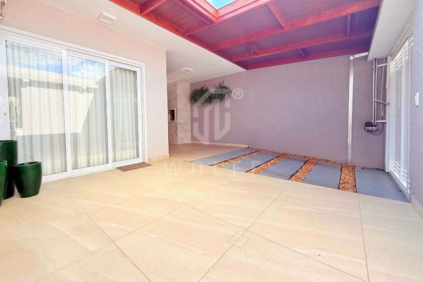 JD1759 - Casa com Piscina e Mobiliada em Itajuba