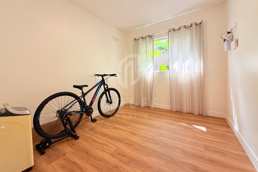 JD1759 - Casa com Piscina e Mobiliada em Itajuba