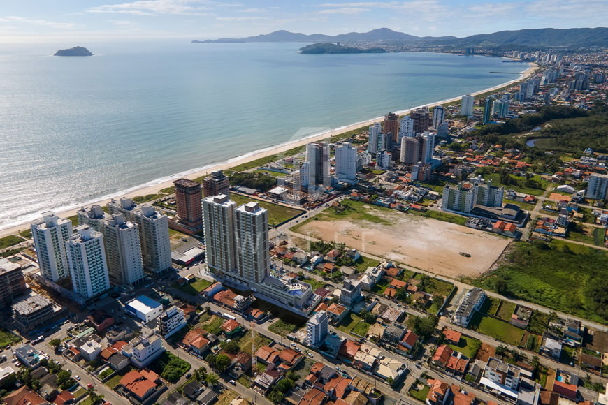 JD1767 - Apartamento a 250 metros do mar no Itacolomi 