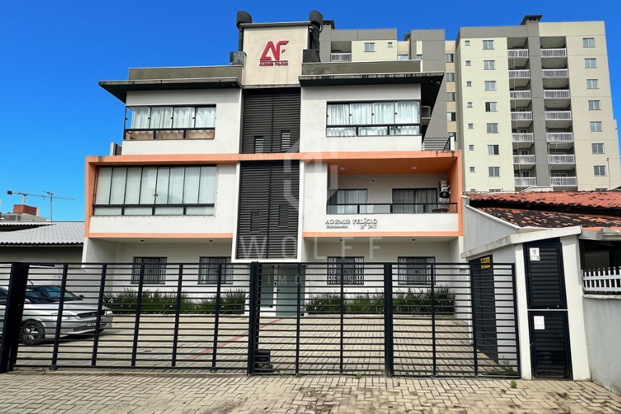 JD1774 - Apartamento semi-mobiliado a 450 metros da Praia