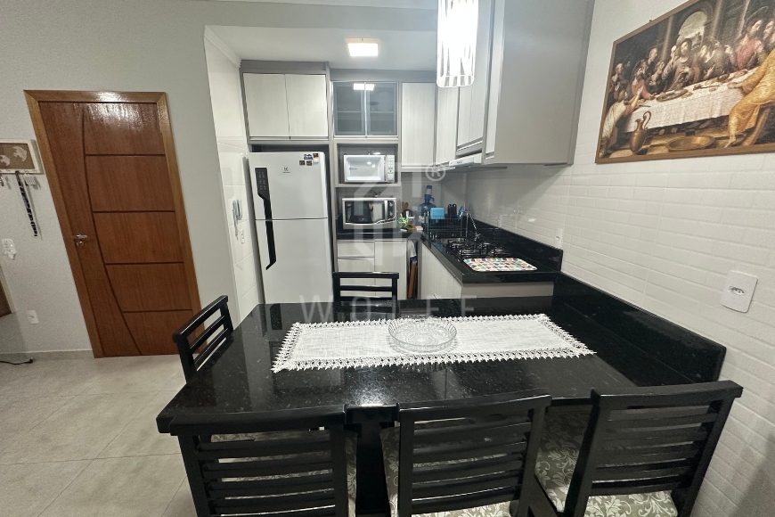 JD1774 - Apartamento semi-mobiliado a 450 metros da Praia