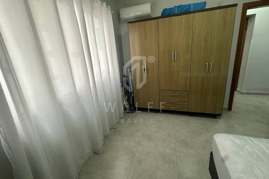 JD1774 - Apartamento semi-mobiliado a 450 metros da Praia