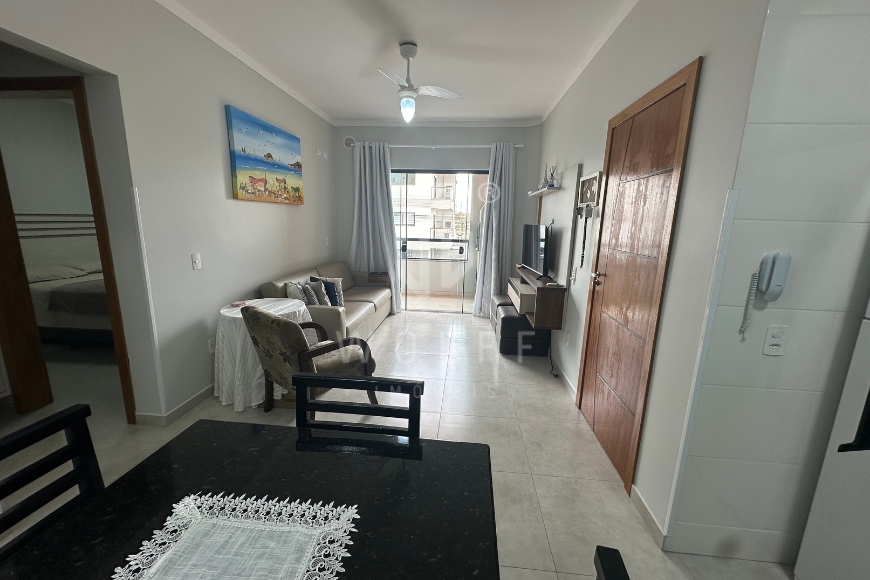 JD1774 - Apartamento semi-mobiliado a 450 metros da Praia