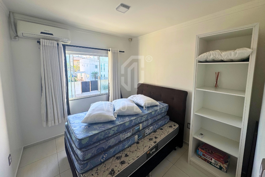JD1785 - Sobrado com piscina a 120 metros da Praia no Tabuleiro