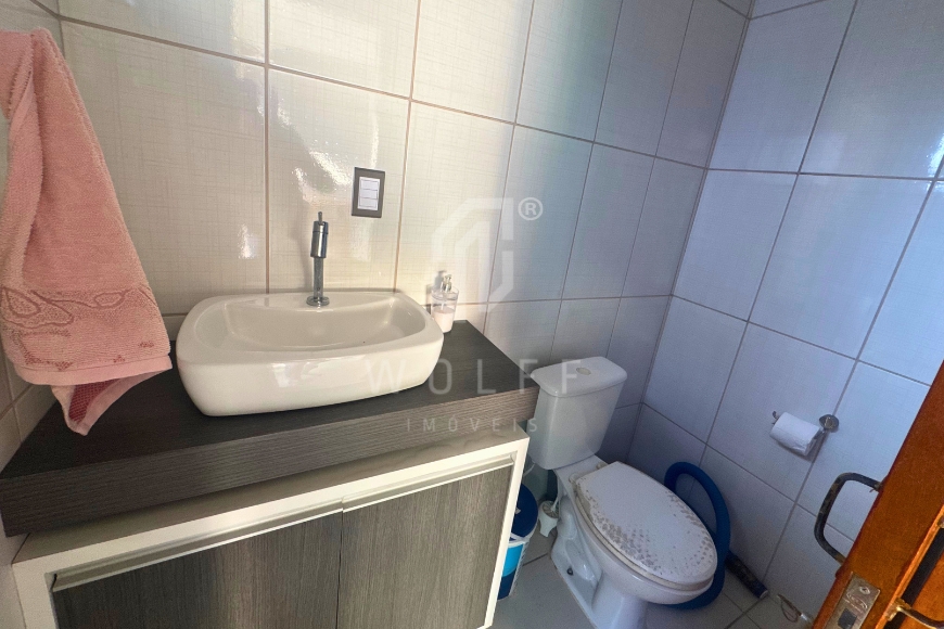 JD1785 - Sobrado com piscina a 120 metros da Praia no Tabuleiro