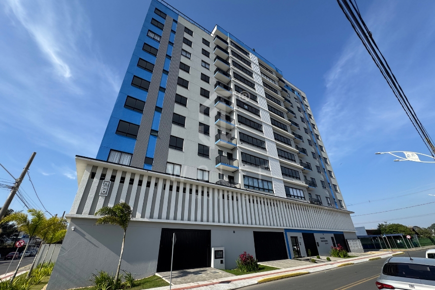 JD1789 - Apartamento com 1 suíte + 2 dormitórios no Centro