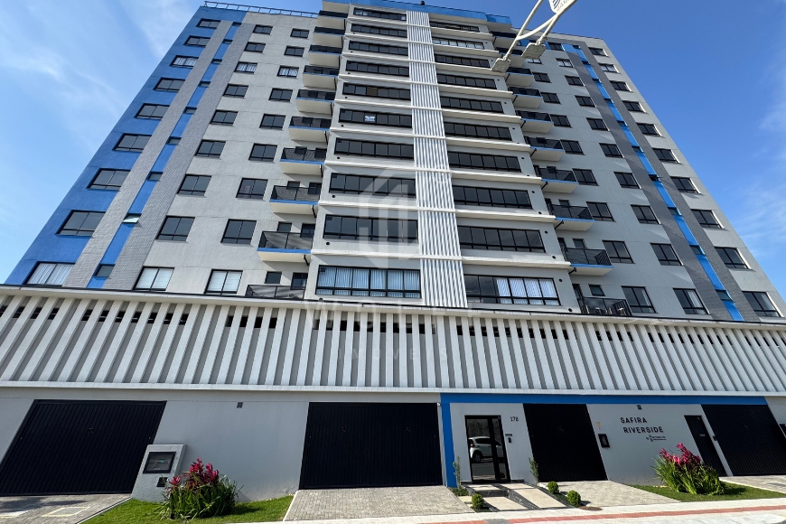 JD1789 - Apartamento com 1 suíte + 2 dormitórios no Centro