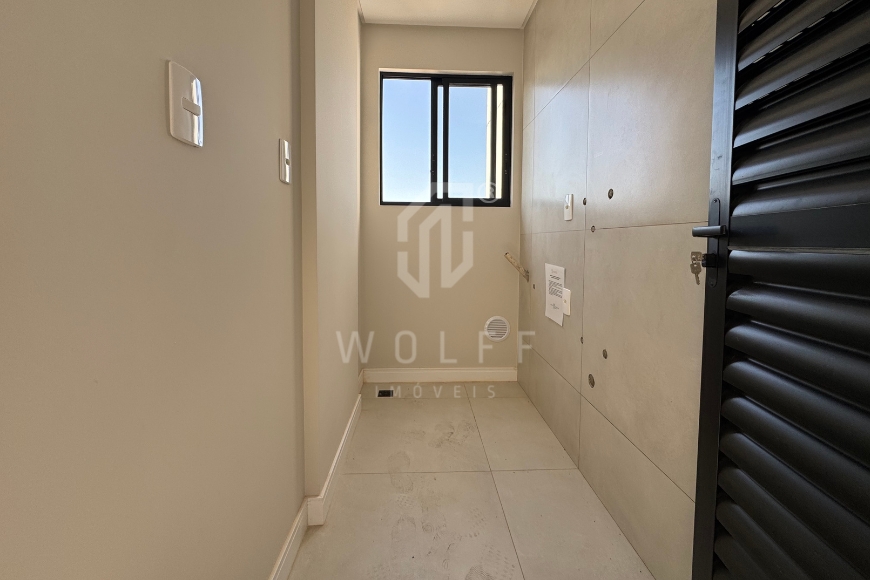 JD1789 - Apartamento com 1 suíte + 2 dormitórios no Centro