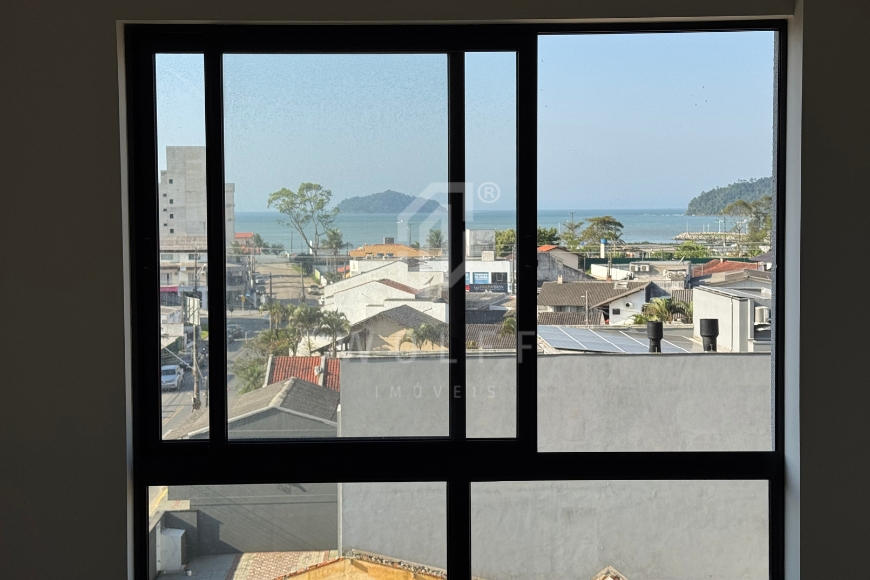 JD1789 - Apartamento com 1 suíte + 2 dormitórios no Centro
