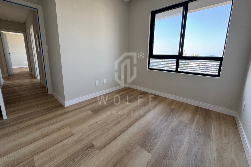 JD1789 - Apartamento com 1 suíte + 2 dormitórios no Centro