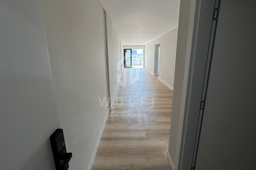 JD1789 - Apartamento com 1 suíte + 2 dormitórios no Centro