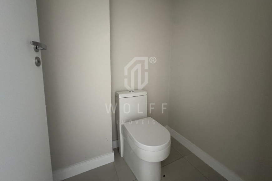 JD1789 - Apartamento com 1 suíte + 2 dormitórios no Centro