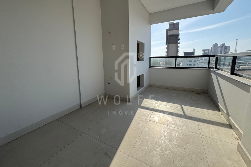 JD1789 - Apartamento com 1 suíte + 2 dormitórios no Centro