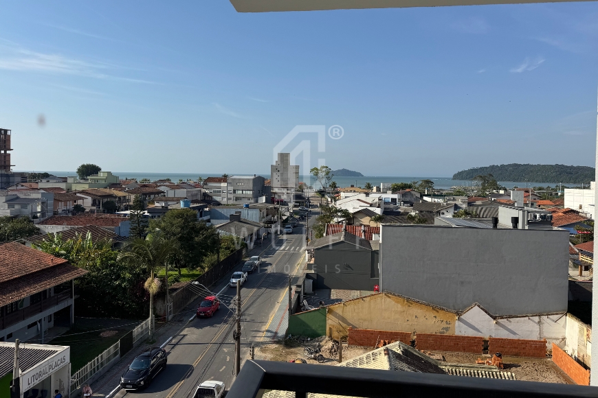JD1789 - Apartamento com 1 suíte + 2 dormitórios no Centro