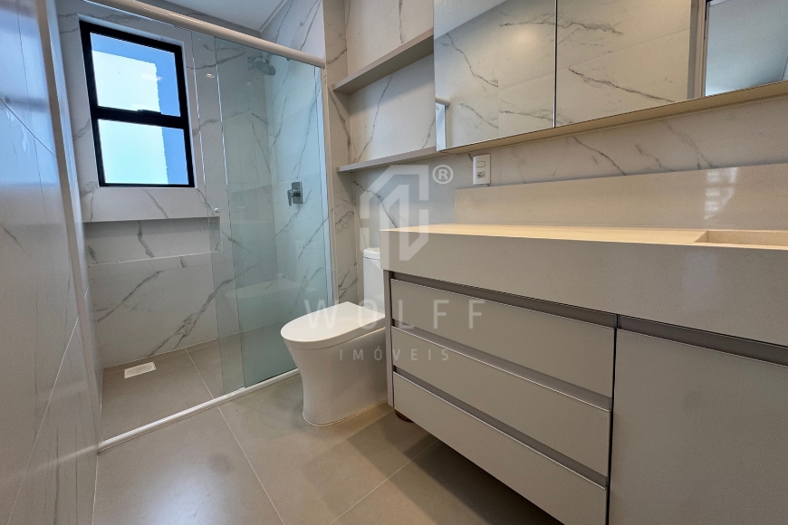 JD1796 - Apartamento Frente Mar com Vista Definitiva