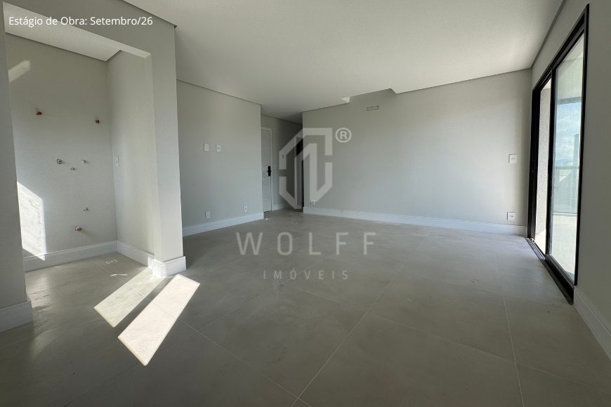 JD1801 - Apartamento em andar alto e 300 metros do Mar