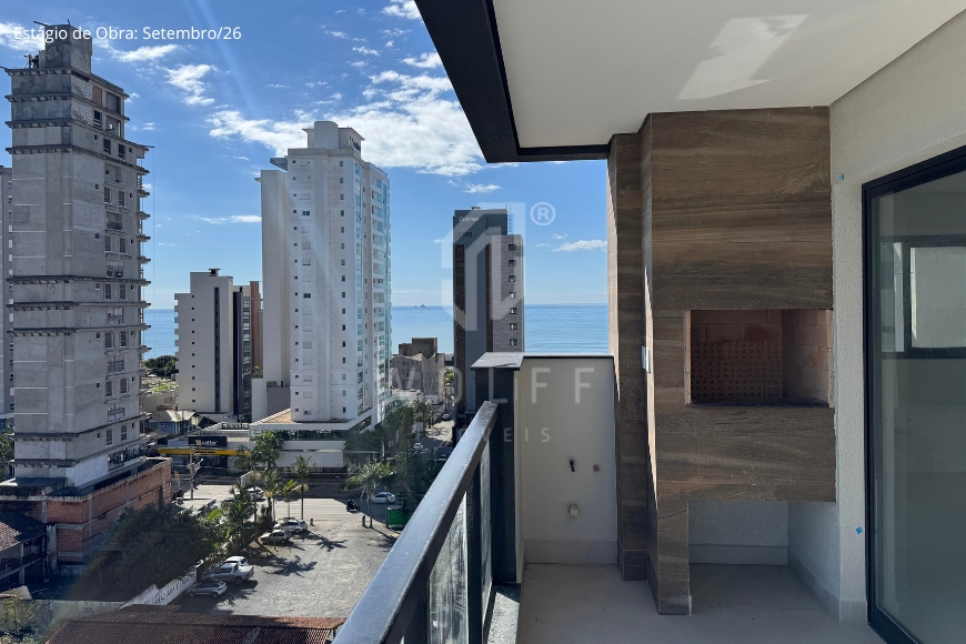 JD1801 - Apartamento em andar alto e 300 metros do Mar