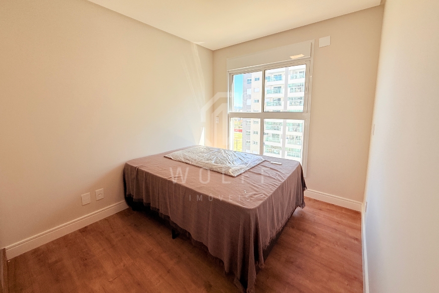 JD1805 - Apartamento com 02 suítes a 140 metros da Praia 
