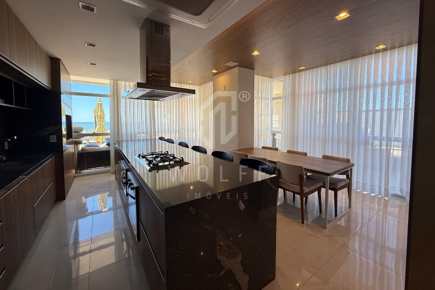 JD1805 - Apartamento com 02 suítes a 140 metros da Praia 