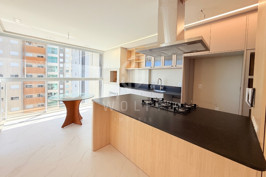 JD1805 - Apartamento com 02 suítes a 140 metros da Praia 