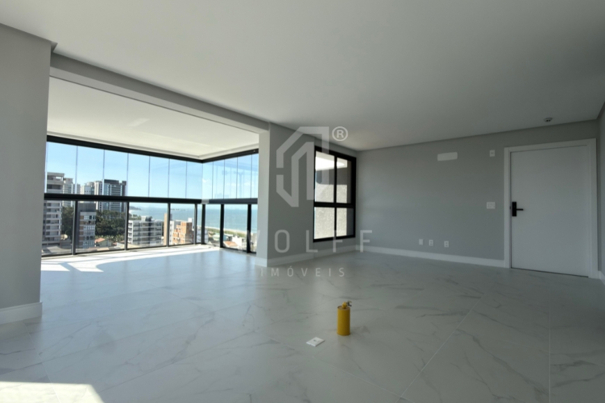 JD1808 -  Apartamento de 03 suítes a apenas 120m da Praia