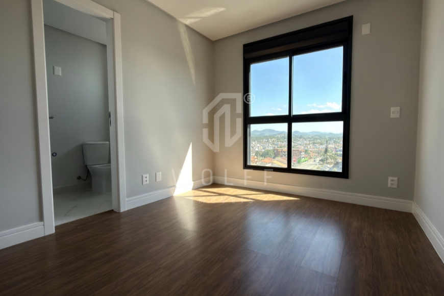 JD1808 -  Apartamento de 03 suítes a apenas 120m da Praia