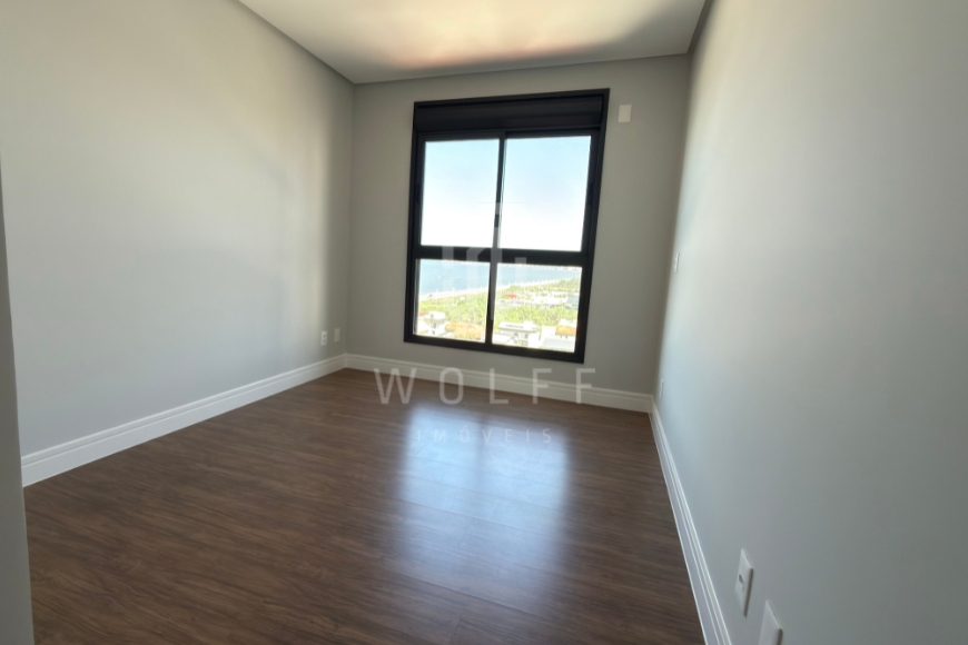 JD1808 -  Apartamento de 03 suítes a apenas 120m da Praia