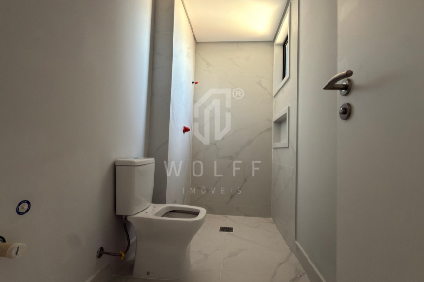 JD1808 -  Apartamento de 03 suítes a apenas 120m da Praia
