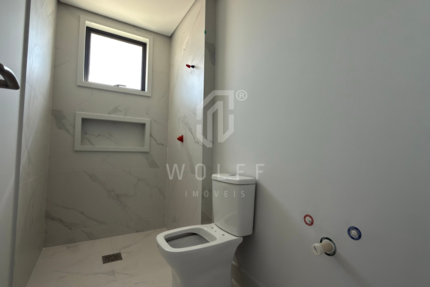 JD1808 -  Apartamento de 03 suítes a apenas 120m da Praia