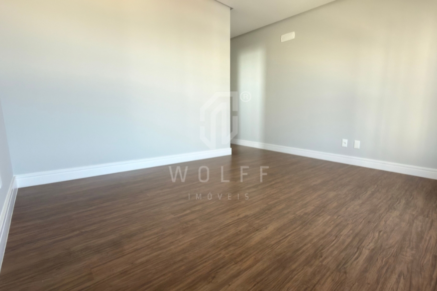 JD1808 -  Apartamento de 03 suítes a apenas 120m da Praia