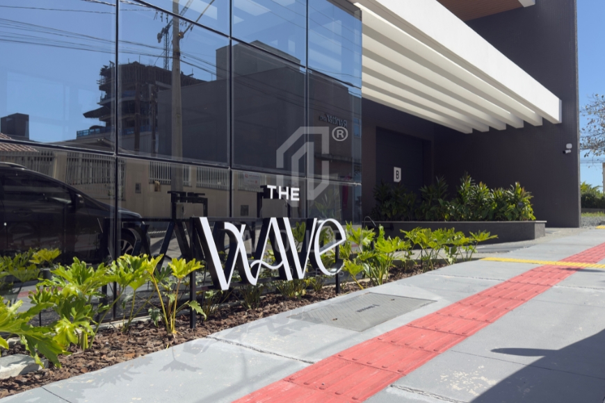 JD1808 -  Apartamento de 03 suítes a apenas 120m da Praia