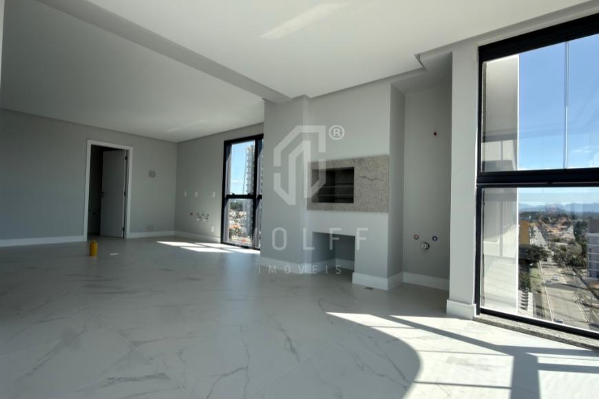 JD1808 -  Apartamento de 03 suítes a apenas 120m da Praia