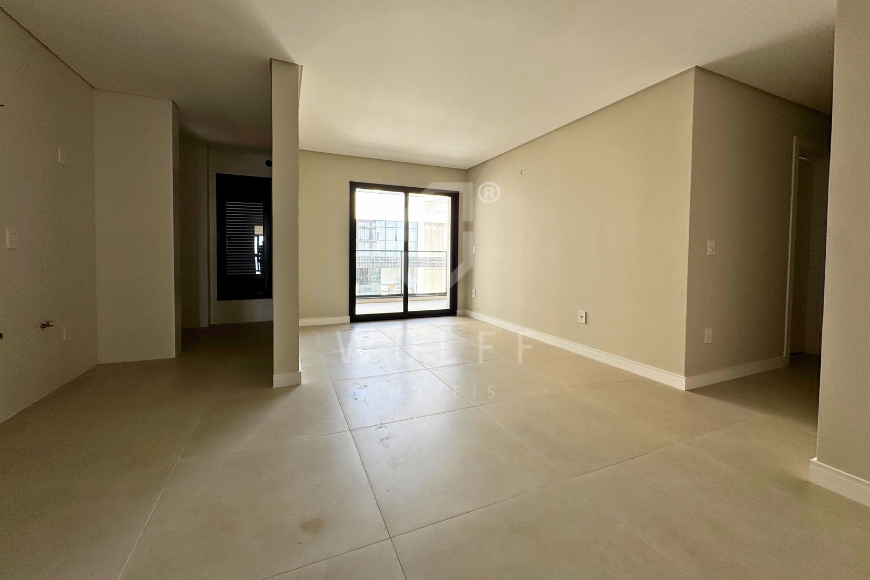 JD1816 - Apartamento com Ampla Sacada  e Próximo do Mar 