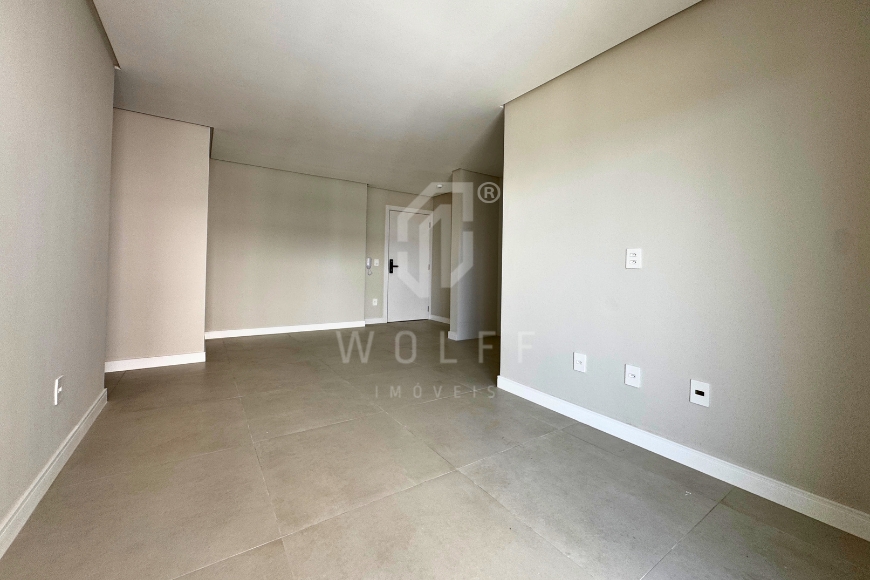 JD1816 - Apartamento com Ampla Sacada  e Próximo do Mar 