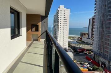 JD1816 - Apartamento com Ampla Sacada  e Próximo do Mar 