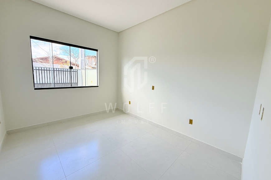 JD1820 - Casa Geminada com suíte em Itajuba