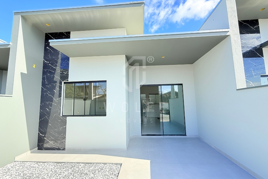JD1820 - Casa Geminada com suíte em Itajuba