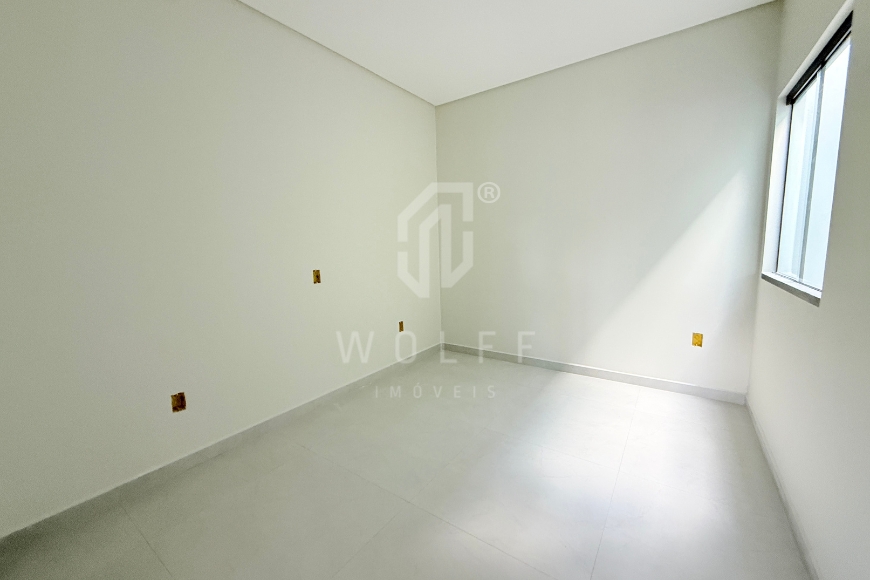 JD1820 - Casa Geminada com suíte em Itajuba