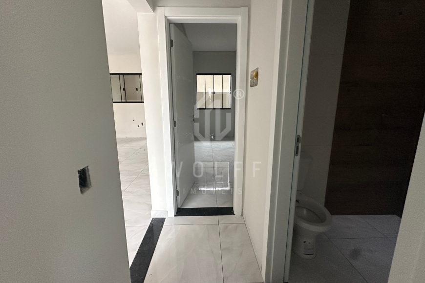 JD1821 - Casa Geminada com 01 suíte + 01 dormitório em Itajuba
