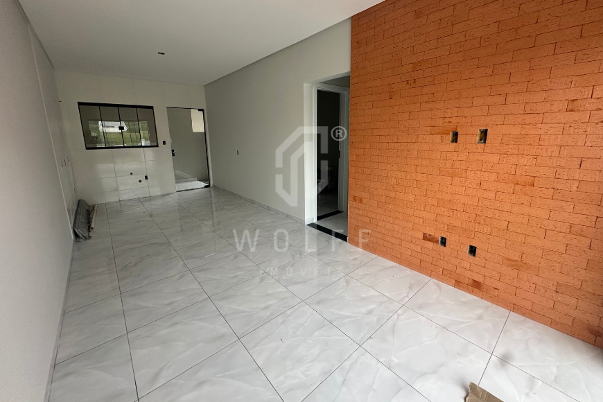 JD1821 - Casa Geminada com 01 suíte + 01 dormitório em Itajuba