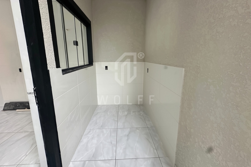 JD1821 - Casa Geminada com 01 suíte + 01 dormitório em Itajuba