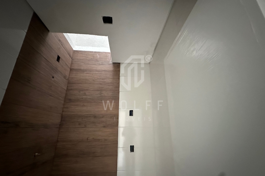 JD1821 - Casa Geminada com 01 suíte + 01 dormitório em Itajuba