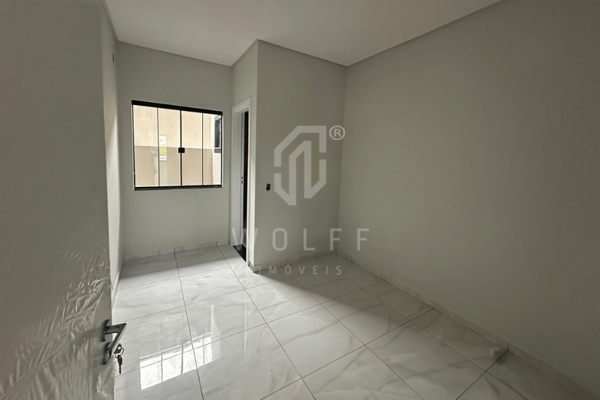 JD1821 - Casa Geminada com 01 suíte + 01 dormitório em Itajuba
